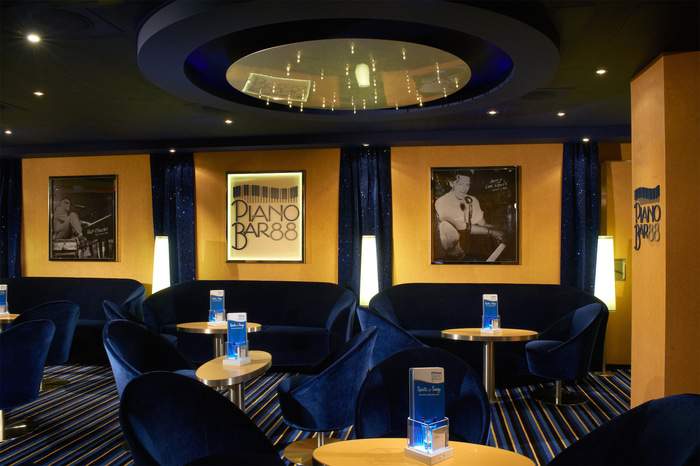 Carnival Cruise Lines Carnival Breeze Piano Bar 88 1.jpg